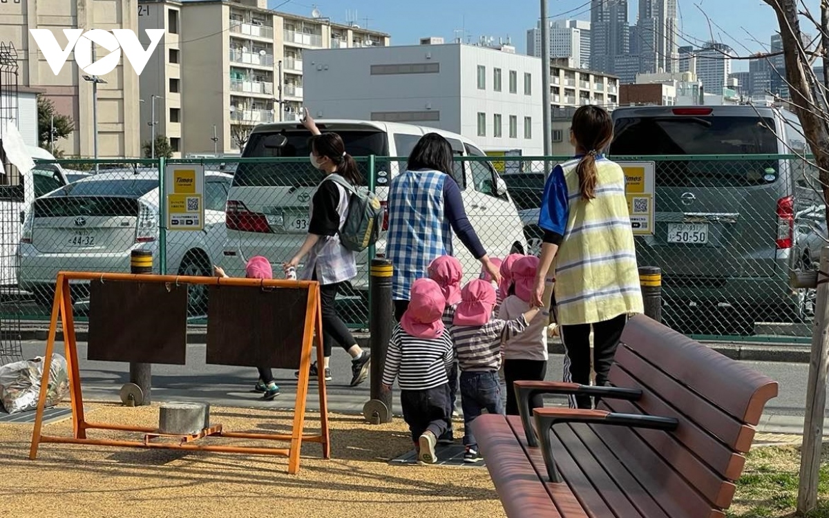 Nhật Bản đang đối mặt nguy cơ “biến mất” do tỷ lệ sinh thấp